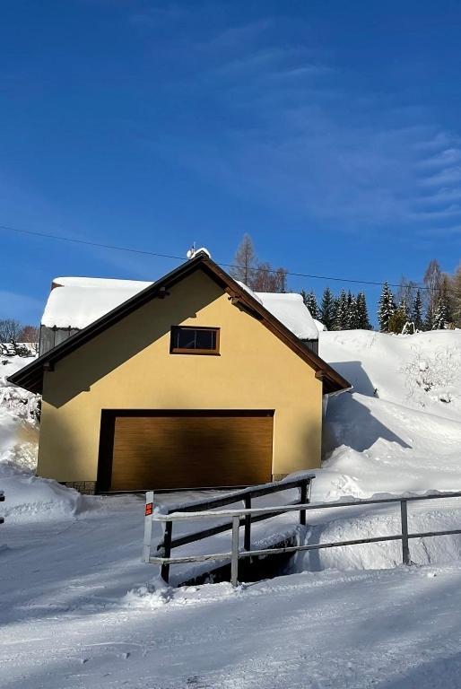 Appartamento Garage Harrachov Esterno foto